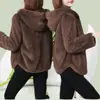 Jaqueta Curta de Fleece Coral para Mulheres, Novo Estilo Outono e Inverno 2025, Jaqueta Pijama Aconchegante com Capuz para Tamanhos Pequenos, Tamanhos Grandes, Efeito Emagrecedor