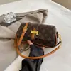 Bolso de Axila de Lujo para Mujer 2025 Nuevo Retro Casual Bolso Cruzado Estampado Elegante Estilo Coreano Bolso de Hombro para Viajar