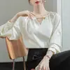 Tiro real 2025 camisa de satén color albaricoque francés diseño de primavera para mujer top ajustado de temperamento chic