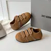 Tênis casuais masculinos com solas macias, novo modelo de outono com velcro, tênis de treino estilo coreano alemão, tênis esportivos de cano baixo para meninas e crianças