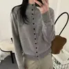 Cárdigan suéter de forro polar con diseño de oso miel y cuello medio alto para mujer, nueva colección otoño/invierno 2026, diseño de botón trenzado, color liso, prenda exterior de punto versátil