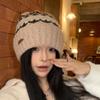 Gorro de lana jacquard de moda coreana a juego para mujer, de otoño e invierno, grueso, resistente al frío, cálido, con protección para las orejas, de punto, gorro Baotou