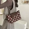 Bolso de mano retro de gamuza para otoño e invierno para mujer, nuevo bolso de hombro de moda 2026 con lunares para el trabajo, bolso tote de alta gama