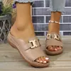 Pantuflas de cuña de suela gruesa para mujer, transfronterizas europeas y americanas, talla grande, nuevo modelo 2026, sandalias casuales de moda, simples, con hebilla metálica, puntera abierta
