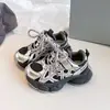 Zapatillas transpirables de malla para niños, zapatillas deportivas de moda, zapatillas de papá elegantes, zapatos de primavera y verano para niñas, zapatos versátiles para niños mayores