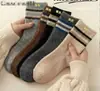 Calcetines de algodón peinado antipilling para otoño e invierno, con un diseño de rayas retro, duraderos, cálidos, de longitud media hasta la pantorrilla, amigables con la piel, cómodos y con un estilo étnico