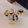 Aretes de Metal Retro Francés con Goteo de Aceite para Mujer Corea del Sur Distintivos Simples Combinan con Todo Elegantes Aretes Moda Anillo de Oreja Joyería para la Oreja