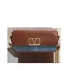 Bolsa de Ombro Transfronteiriça 2026 Tendência da Moda Casual de Alto Valor Bolsa Feminina Estilo Coreano Retro Pequena Quadrada de Ombro ou Transversal para Mulheres