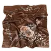 Xale de Proteção Solar Transfronteiriço de 90cm, Tecido Fino de Seda com Estampa de Flor de Pêssego, Lenço de Cabeça com Lenço de Seda Estampado