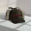 Boné de Baseball Retro Versátil de Alta Qualidade Original, Chapéu Trapper de Lã, Quente para Outono e Inverno, Menina Quente de Natal