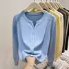 Cárdigan suéter de punto color amarillo lechoso inspirado en la dopamina para mujer, con un top de punto suave y cómodo de manga larga, un corte holgado y casual, y un diseño de un solo botón, perfecto para el otoño