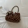 Bolsa tote de grande capacidade estilo coreano para o dia a dia, novo modelo 2026, estampa de bolinhas, alto valor estético, grande capacidade, bolsa de ombro e debaixo do braço da moda para meninas