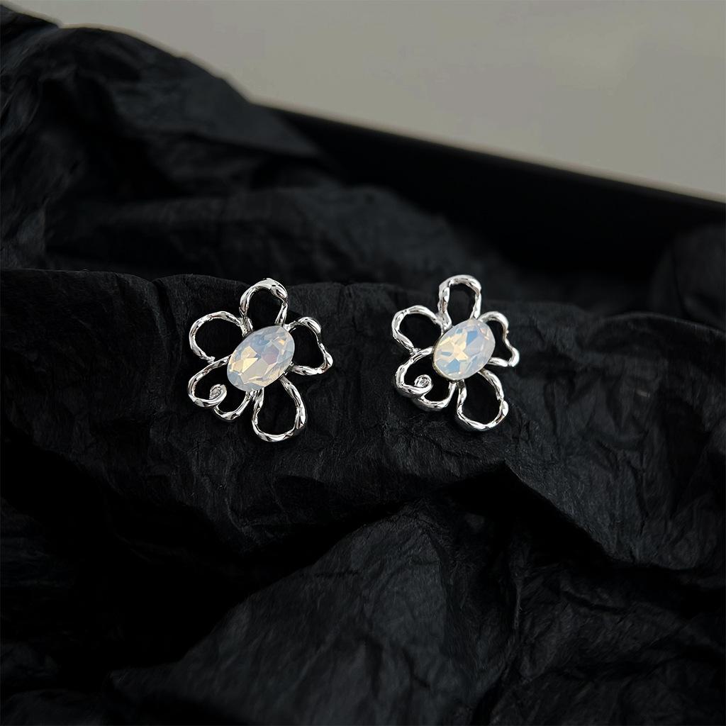 耳语_0001_组 2 拷贝.jpg