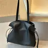 Bolsa tote de couro bovino genuíno de camada superior para mulheres, bolsa de ombro e transversal de grande capacidade para o dia a dia, bolsa tipo balde versátil de uso duplo