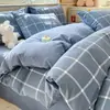 Conjunto de Roupa de Cama Quatro Peças de Algodão Lavado Estilo Simples Xadrez Amigo da Pele Lençol de Cama Xadrez Simples Capa de Edredom Conjunto de Roupa de Cama Listrado