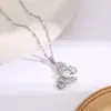Collar de Acero de Titanio Plateado de Venta Caliente en TikTok Live para Mujer, Cadena para Clavícula Versátil de Nicho de Moda, Celebridad de Internet, Joyería que no se decolora