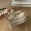 Populares botas de plataforma estilo Martin para mujer, nueva colección de invierno 2026, versátiles, estilizan y forradas de felpa, con suelas gruesas y diseño inspirado en Birkenstock, botines