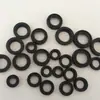Fabricante Produce Pastillas Negras de Nylon PA6 y Juntas Blancas de Nylon Resistentes a Altas Temperaturas