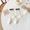 Calcetines de Dropshipping para Mujer al por Mayor Calcetines de Media Pantorrilla Otoño e Invierno Color Café Melange Calcetines de Algodón Estilo Étnico Versátiles Calcetines para Mujer
