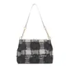 Bolsa Feminina Casual Retrô de Lã Xadrez 2025 Outono Nova Moda Simples Grande Capacidade Bolsa de Ombro com Corrente Transversal