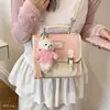 Nueva Mochila de Moda de Verano de Nicho de un Solo Hombro para Viajar con Popular Colorido Bloqueo de Color Estilo Universitario 2026