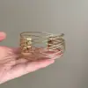 Set de pulseras vintage, pulseras de ala ancha a la moda y versátiles, pulseras versátiles apilables de alta gama, nuevo diseño primavera-verano