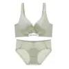 Conjunto de Lingerie de Renda Cetim Copo M Levanta e Junta Laterais Seios Pequenos Reunião do Busto Levanta Anti-Queda Sem Aro