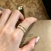 Anillo Doble Capa Ajustable Forma de C con Circonita Completa, Diseño Exquisito de Nicho para Mujer, Lujo Ligero, Elegante, Sencillo, Versátil Joyería de Mano