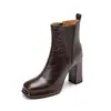 Botas de tornozelo femininas de couro bovino com salto super alto e estilo de bota de tornozelo Novo Couro Genuíno Bico Quadrado Salto Grosso Botas de Cano para Tornozelo Feminino Botas Individuais