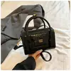 Bolso de mujer 2025 primavera/verano nuevo modelo, bolso de hombro cruzado individual, nicho versátil de alta gama estilo universitario bolso de mano cuadrado pequeño