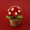 Barraca de Rua de Mercado Noturno Cesta de Flores Pompom Tecida à Mão Acabada 7 Flores Cesta para Plantas em Vaso Presente para Colegas de Classe, Professores e Colegas