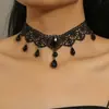Corrente de clavícula com gola de renda preta gótica transfronteiriça com um toque de alta qualidade, colar gargantilha feminino com pingente de cruz