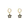 Pendientes de la Serie Colgante de Concha Blanca Retro de Lujo Ligero Estilo Francés Acero Inoxidable Oro de 14K Estilo Ins Europeo y Americano Simple de Gama Alta
