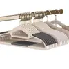 Cabides de Plástico para Roupas Domésticas, Pendurar Roupas na Moda, Antiderrapante, Sem Marcas, Suporte para Roupas Anti-Ângulo de Ombro, Varal de Secagem, Cabide de Roupa para Armário