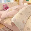 Conjunto de Quatro Peças em Sarja de Algodão Puro Estampada, Estilo Pastoral Roupa de Cama Doméstica 100% Algodão e Capa de Edredom, Conjunto de Três Peças para Dormitório de Estudante