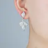 Pendientes de Oreja con Forma de Hoja de Árbol de Moda Nueva Europea y Americana Hebilla de Oreja Atmósfera Fresca Completamente Diamantados Lujo Ligero Brillantes Pendientes de Sensación de Alta Gama