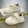 Zapatos para niñas 2026 Otoño Nuevo Estilo Zapatos de Tabla Bajos para Niños Zapatos para Niños Zapatos Deportivos Niños Medianos y Grandes Zapatos Casuales para Estudiantes