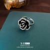 Europeu e Americano Luz de Luxo Preto Gota Óleo Rosa Colar Nicho Design Sense Clavícula Cadeia Novo High-end Sense Jóias terno