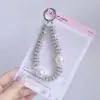 Cadena para teléfono móvil con cuentas de gato rosa Sanrio pintada a mano, linda, anti-pérdida, cuerda para cámara, cadena colgante para teléfono móvil, decoración