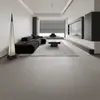 Piso de Madera Compuesta Reforzada con Microcemento Sala de Exposición Uso Doméstico y Comercial Piso Estilo Wabi-Sabi Crema Resistente al Agua y al Desgaste Piso de Madera