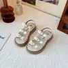 Sandálias de Coração para Meninas 2026 Moda Verão Laço de Bebê Solado Macio Sapatos de Princesa Sandálias Abertas para Praia Infantil