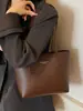 Bolso de Hombro Casual Elegante de Gran Capacidad Nuevo Otoño 2025 con Alto Valor Estético, Bolso Tote Sencillo y Moderno para el Trabajo