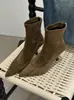 Botines cortos de tacón de aguja de gamuza puntiagudos estilo retro coreano Chuyuji para mujer, botines cortos versátiles elásticos ajustados vintage de otoño e invierno