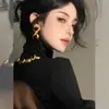 Collar de Cristal Negro Estilo Palacio Retro Europeo y Americano para Mujer Diseño de Nicho Lujo Accesible Cadena para Clavícula Elegante Estilo Nuevo