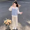 Conjunto de tres piezas para niña: chaleco minimalista de nicho para otoño con efecto dopamina, camisa con cuello de muñeca, pantalones anchos casuales y elegantes