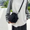 Bolsa Cruzada Casual de Nailon para Mujer Primavera 2026, Bolso de Cubo con Cordón a la Moda, Versátil Bolso para Teléfono para Exteriores
