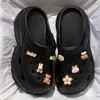 Zapatos con agujeros para mujer, verano, para salir, 5 nuevos, suela gruesa, que aumentan la altura, antideslizantes, zapatos de playa para el mar, puntera cerrada, pantuflas frescas para damas