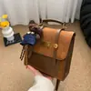 Design de nicho transfronteiriço estilo coreano, mochila retrô da moda para mulheres, nova coleção 2026, casual, adequada para o dia a dia e viagens