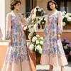 Exclusivamente para Ventas Transfronterizas, Elegante Vestido Retro de Manga de Farol con Cuello Alto y Botones, Falda Larga con Estampado de Posicionamiento y Flores Tridimensionales