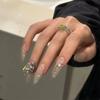 30 Piezas de Pegatinas para Uñas de Pedrería Gris Transparente Hielo, Puntas de Uñas Portátiles de Estilo Europeo y Americano Suaves y Elegantes, Venta al por Mayor para Año Nuevo